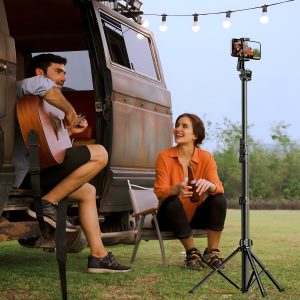 UGREEN 15609 Cell Phone Selfie Stick Tripod 1.7m with Bluetooth Remote - Image 7