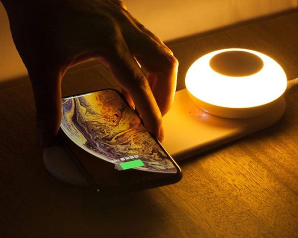 Multifunctional Wireless Charging Desk Lamp - Image 2