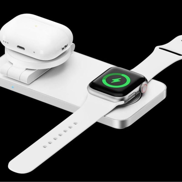 3 In 1 Magnetic Wireless Charging Dock For Apple Devices - White - Image 4
