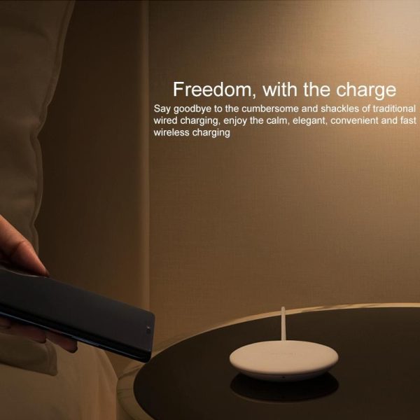 15W Fast Wireless Charger With 5A Cable & 10V / 4A Plug - Image 5