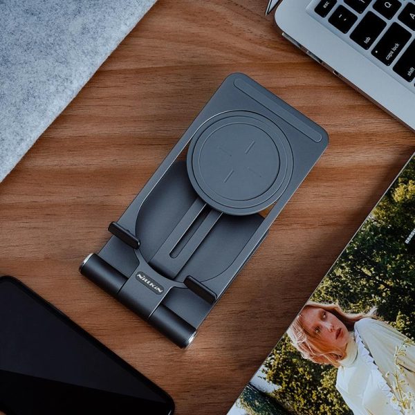 15W Foldable Wireless Charger & Phone Holder - Dark Gray - Image 10