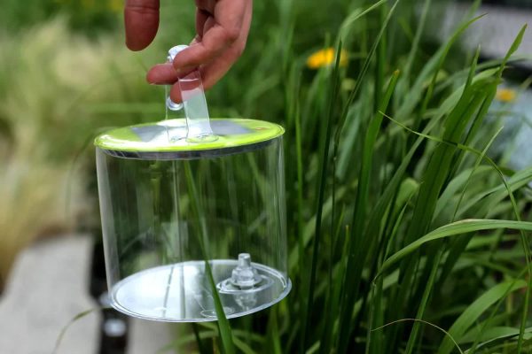 MPOWERD Luci Outdoor 2.0 Solar Light Lantern Camping Hiking - Image 5