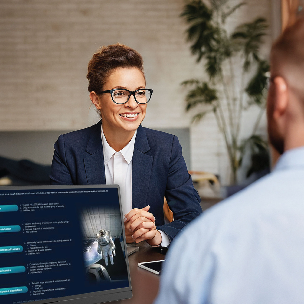 Laser 15.6 Portable Monitor with touch screen - Image 12